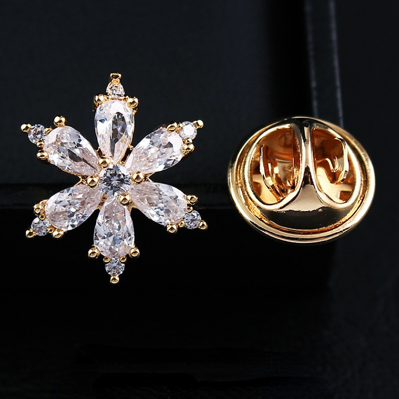 Hoogwaardige Zirkoon Kristallen Ster Broches voor Vrouwen Mannen Pak Kraag Pinnen Kleine Metalen Badeg Revers Pin Mode-sieraden: Antique Bronze Plated