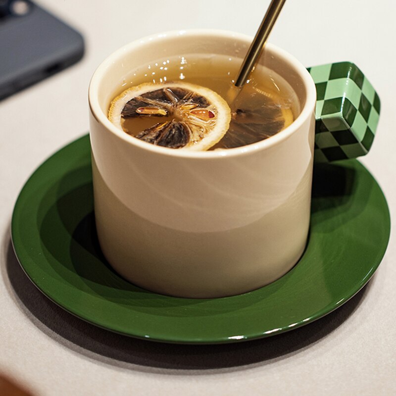 Copos de café de luxo cerâmica criativa bonito serviços de café caneca de chá reutilizável chá da tarde conjunto de xícara de café
