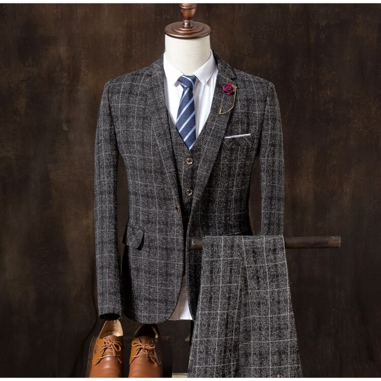 (Jacket + vest + pants) men's slim suit, high-end business plaid suit jacket, men's wedding banquet dress three-piece: Dark gray / L