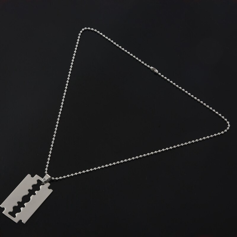 Collar de cadena con colgante de hoja de afeitar de acero inoxidable para hombre, plateado