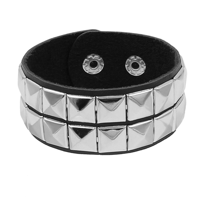 Retro rockröd rosa stjärna dödskalle spikarmband punk hjärtarmband svart nitad pu-läderarmband för män kvinnor herrsmycken: Vermeil