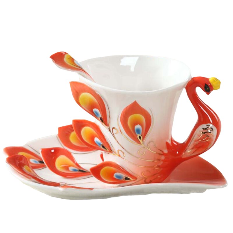 1 stk påfugl kaffekopp keramiske krus benporselen 3d farger emalje porselenskopp med tallerken og skje kaffe te sett