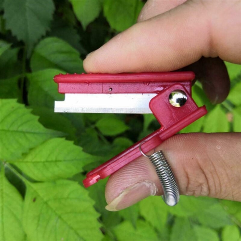 Finger Protecto Garden Pruner Fruit Picking Device Vegetable Plant Blade Multifunction Thumb Knife Safe Fruit Blade Tool