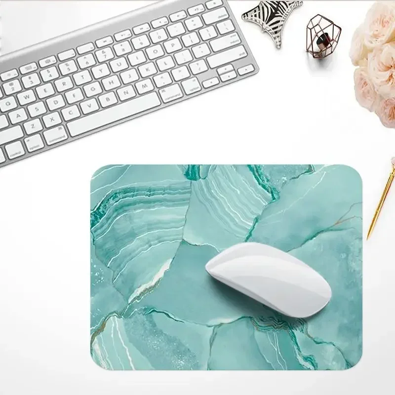 Kawaii Leuke Muismat Kantoor Muismat Bureaumat Bloem Gaming Accessoires Toetsenbord Pads Kleine Matten Rubberen Tapijt Tapijt: Rood