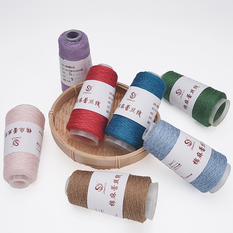 Il filato di lino mercerizzato da 50g è tessuto a mano