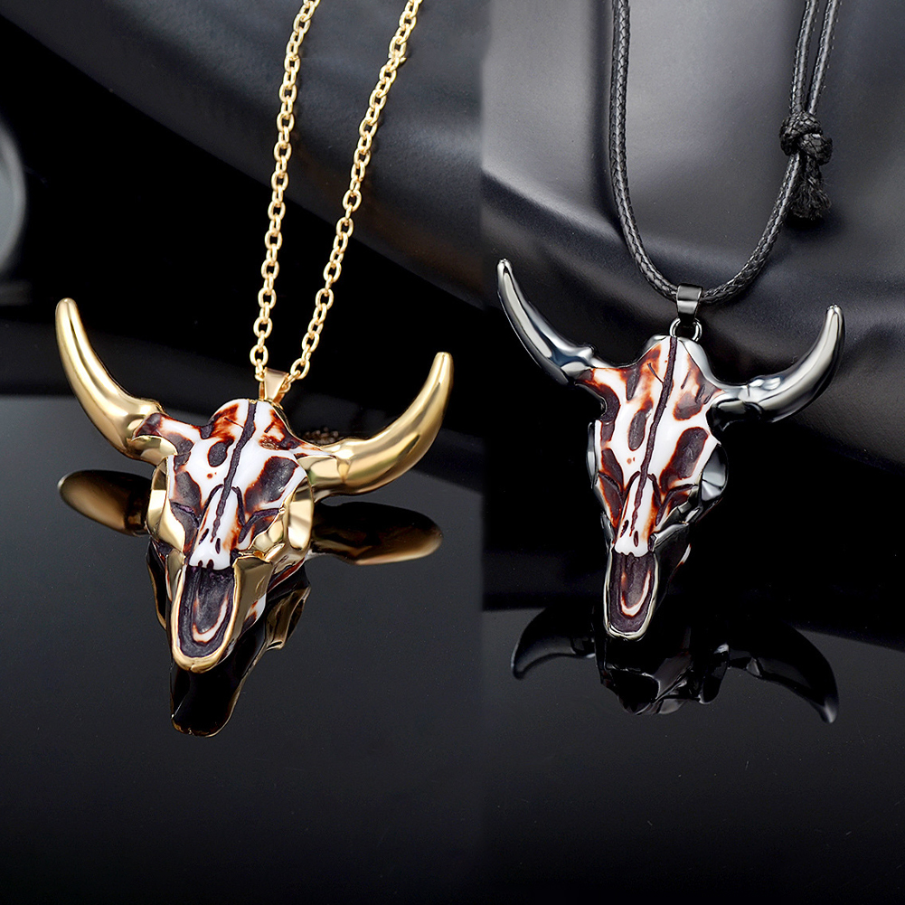 Collar con colgante de cabeza de ganado para hombre, cadena de cuello de suéter, amuleto de cuerno de toro, figura de calavera bovino envuelta de Metal bohemio, joyería