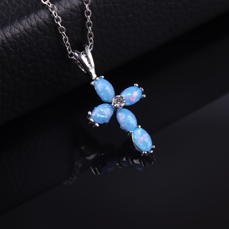 Classic Female Blue Cross Necklaces Trendy Zinc Alloy Necklaces & Pendants Wedding Banquet For Women Jewelry