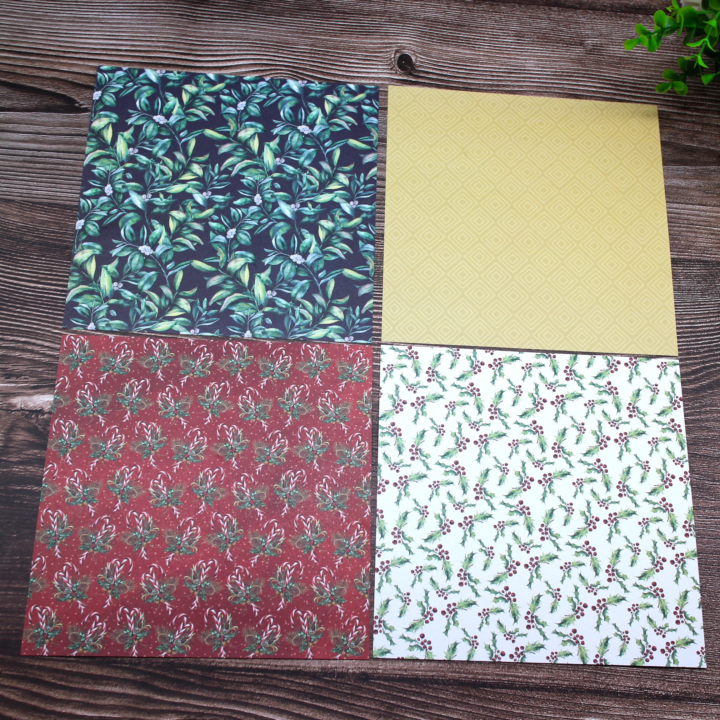 Christmas pine cone leaves and single-sided pattern paper origami art background paper card making DIY scrapbook paper craf