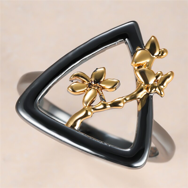 Jahrgang Weiblichen Dreieck Hohl Dünne Ring Charme Schwarz Gold Geometrische Hochzeit Ringe Für Frauen Kühlen Braut Blume Engagement Ring