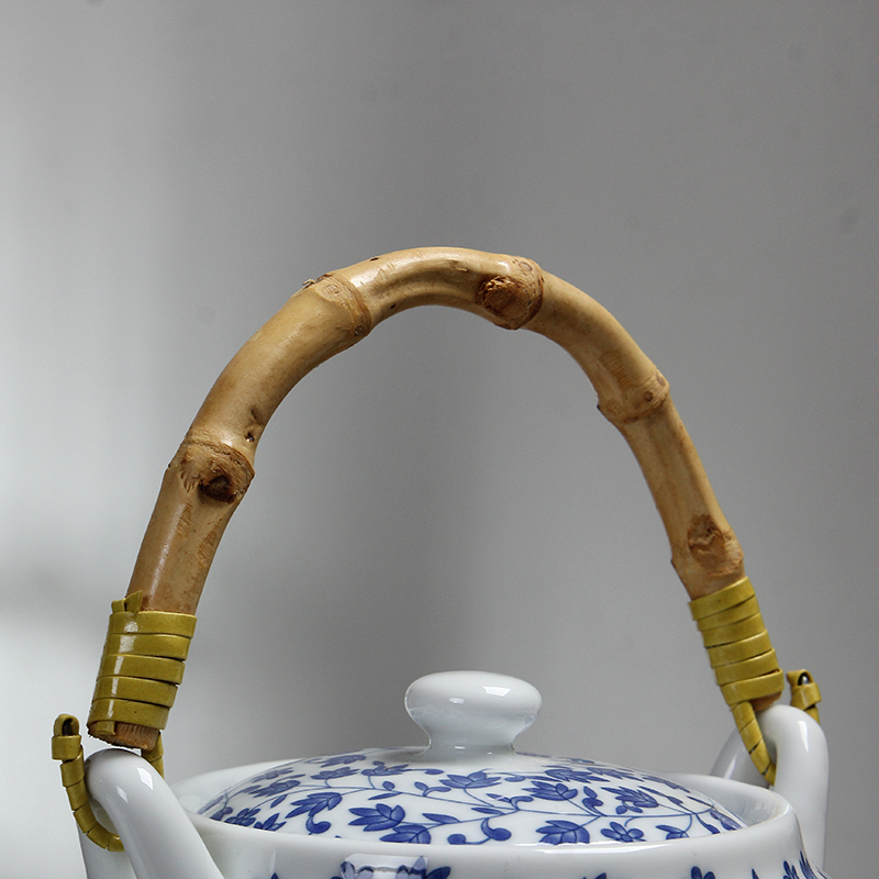 Blue and white porcelain large teapot large porcelain pot household teapot high temperature resistant teapot lo106556