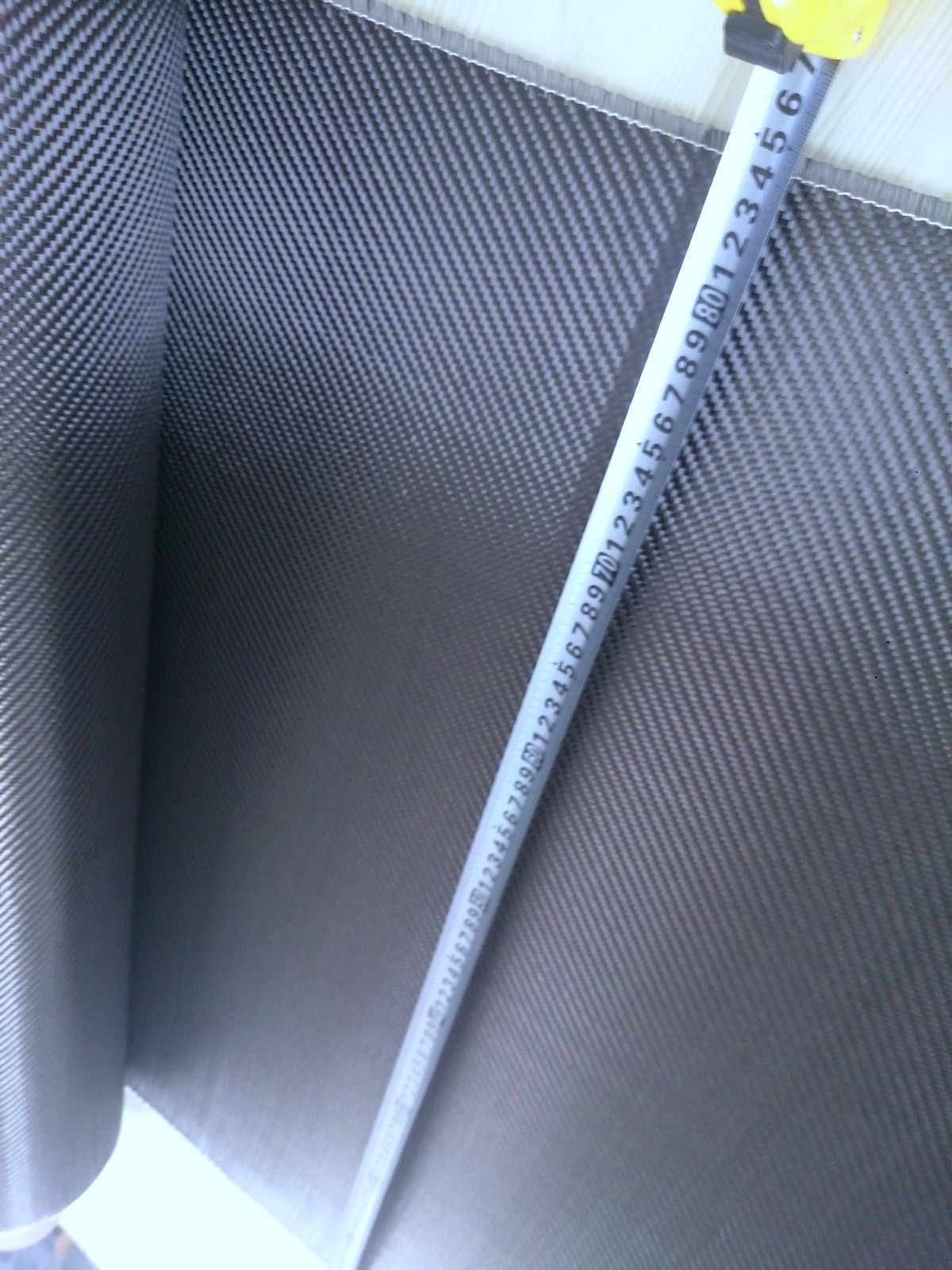 Carbon Fiber Doek 32 "/82Cm Breedte 3K 200gsm 240gsm 2X2 Twill Honingraat hybride Carbon Kevlar Stof Door Roll Up]