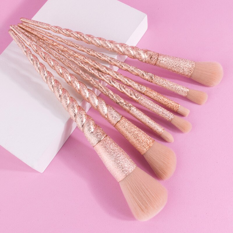 Zzdog 7 stuks make-upkwastenset zachte cosmetische schoonheidstools voor make-up poeder oogschaduw blush highlight compensatie: 02