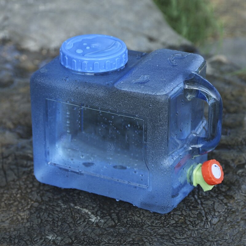 Portable Plastic Water Can Easily Water Tank With Faucet - 8L