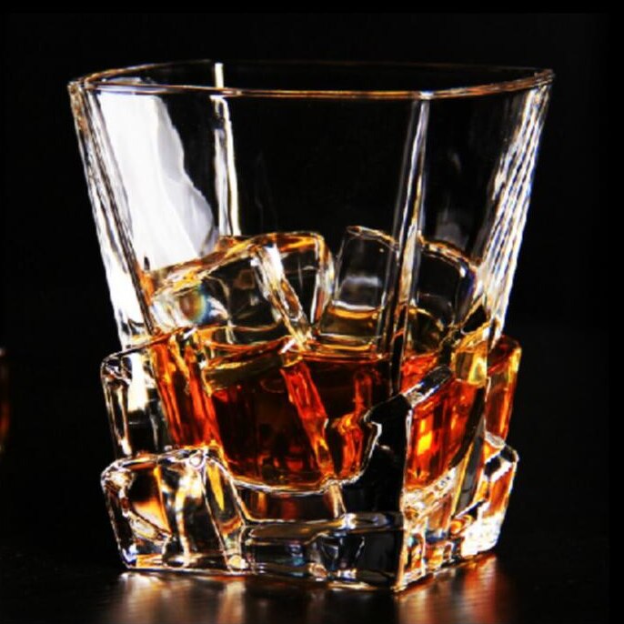 Vierkante Crystal Whiskey Glazen Beker Voor De Thuis Bar Beer Water En Party Hotel Bruiloft Glazen Drinkware: D 8.8x9.8cm