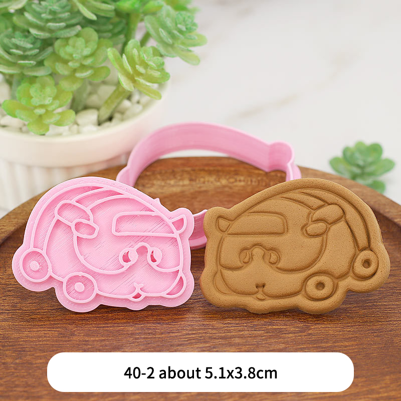 Baking Mold Japanese Animation Guinea Pig Car Pastry Biscuit Mold Stereo Carrot Cookie Fondant Cutting Mold Baby's Kitchen Tool