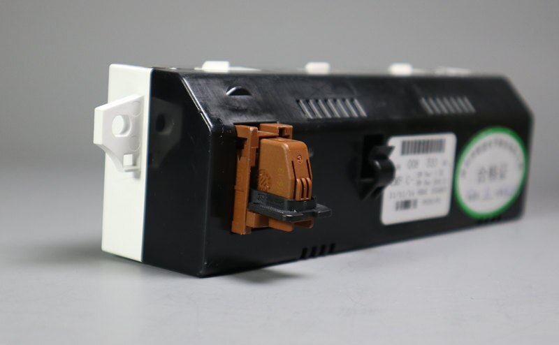 Applicable to Peugeot Citroen 12-pin screen plug screen plug screen socket screen connector