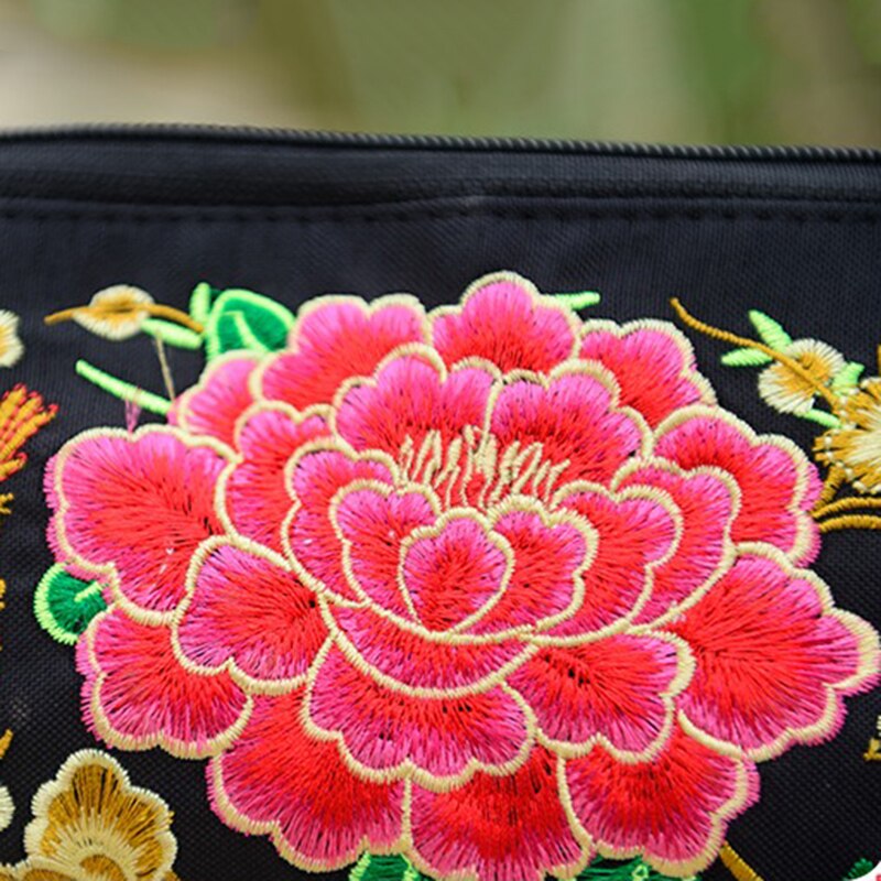 Small Embroidered Mobile Phone Wallet Lady Nation Style Boho Ethnic Embroidery Canvas Day Clutch Bag Embrague Bolsos de