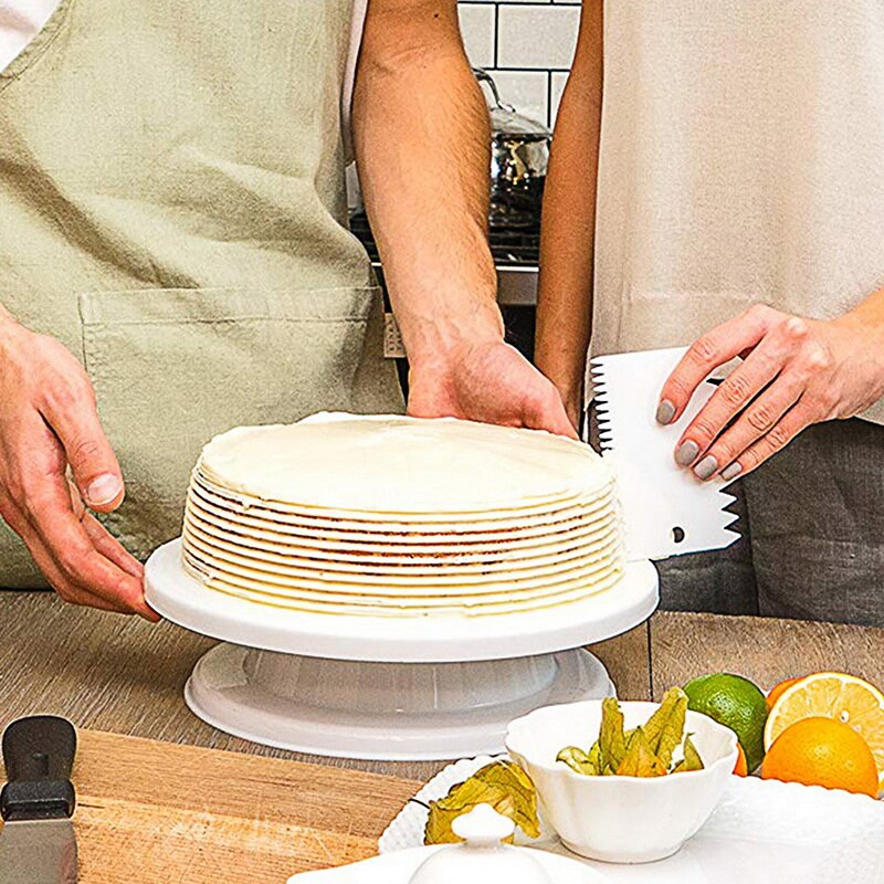 3 stks/set DIY Cake Schraper Set Cake Decorating Gereedschap Multifunctionele Onregelmatige Tanden Rand Reünie Keuken Bakken Tools