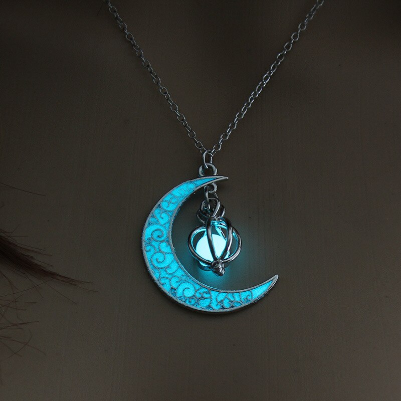 personnalité créative femmes lumineux lune citrouille collier pendentif charme bijoux pour Halloween brillant pierre