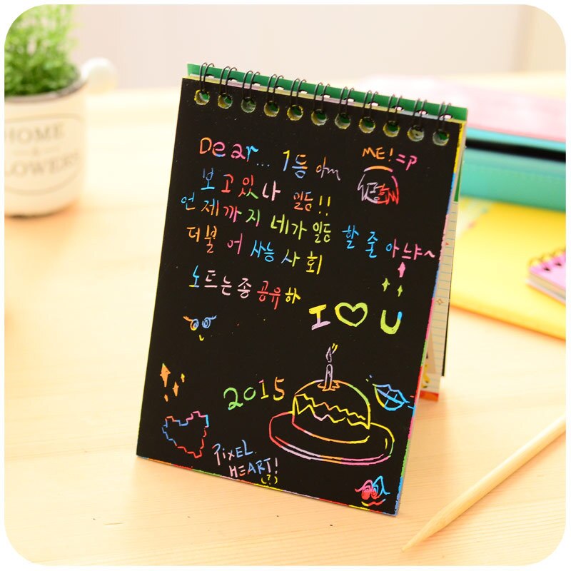 Cuaderno de 10*14cm con grafiti de Color mágico, papel para Raspar con arcoíris, cuaderno de notas, cuaderno de dibujo negro DIY, pintura a raspado, Garabato para niños B001