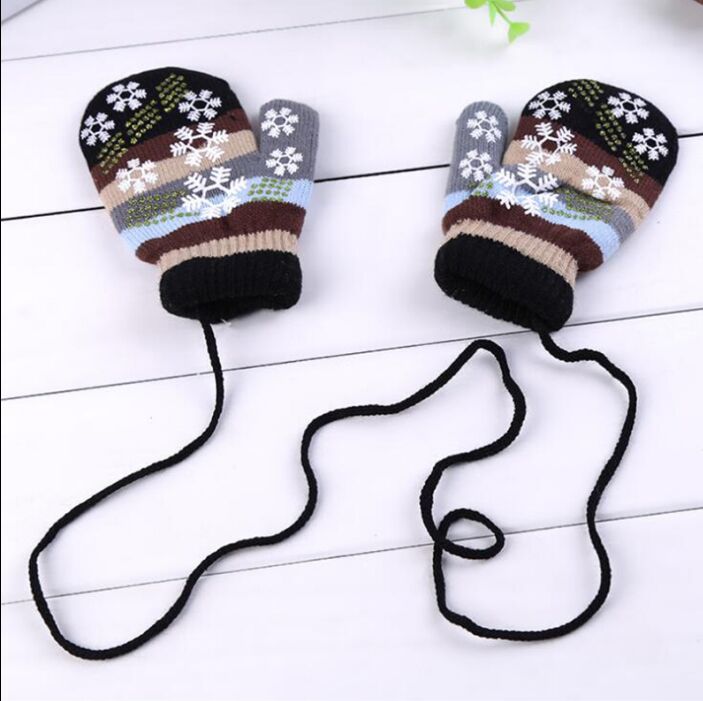 Kinderen Handschoenen Herfst Winter Kinderen Warme Handschoenen Jongens Meisjes Zachte Wanten Snowflake Streep Producten Baby Accessoires Handschoenen: Brown / 19-24 months