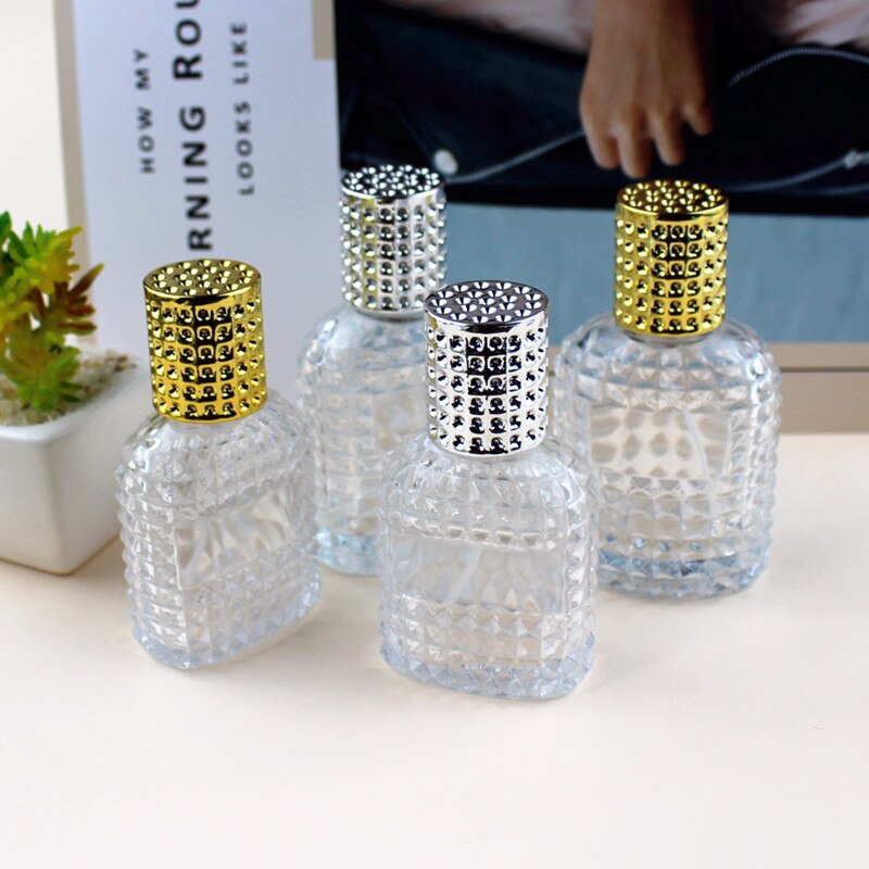 30ml 50ml 100ml Clear Glass Spray Bottle Frosted Square Glass Perfume Bottle Cosmetic Packaging Bottle Vials