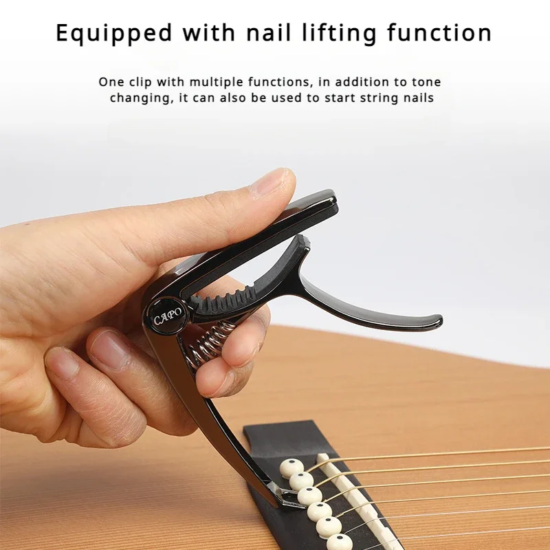 Ausgezeichneter Metall-Gitarren-Kapodaster, Einstellclip, Gitarren-Kapodaster für akustische E-Gitarren, Bass, Ukulele mit Plektrenhalter, 1 Stück