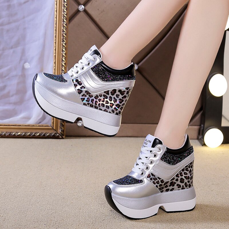 Fujin-zapatos informales de plataforma alta para Mujer, zapatillas Deportivas de suela gruesa con aumento de altura,