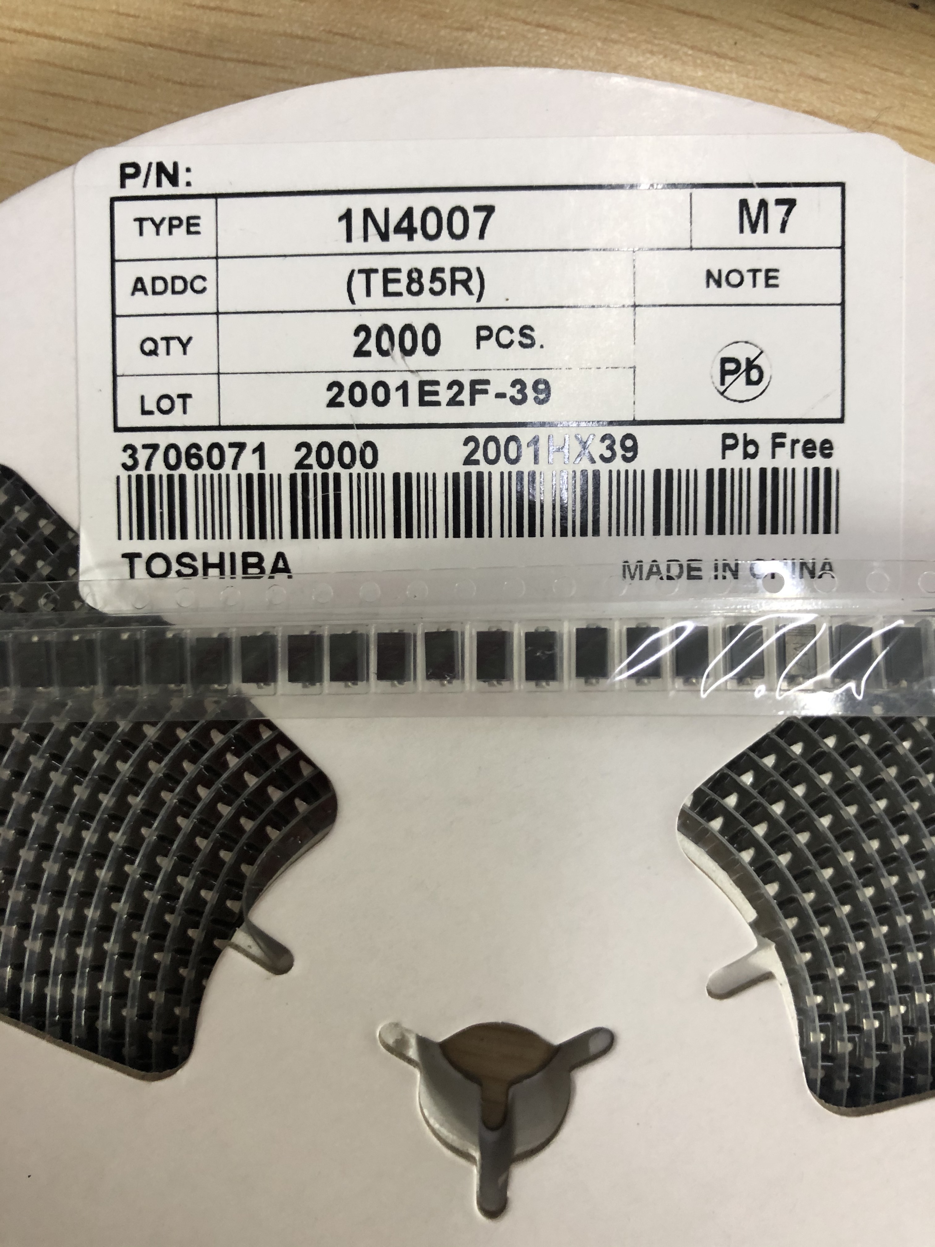 100pcs/lot DIODE M7 1N4007 SMD 1A 1000V IN4007 Rectifier Diode In Stock