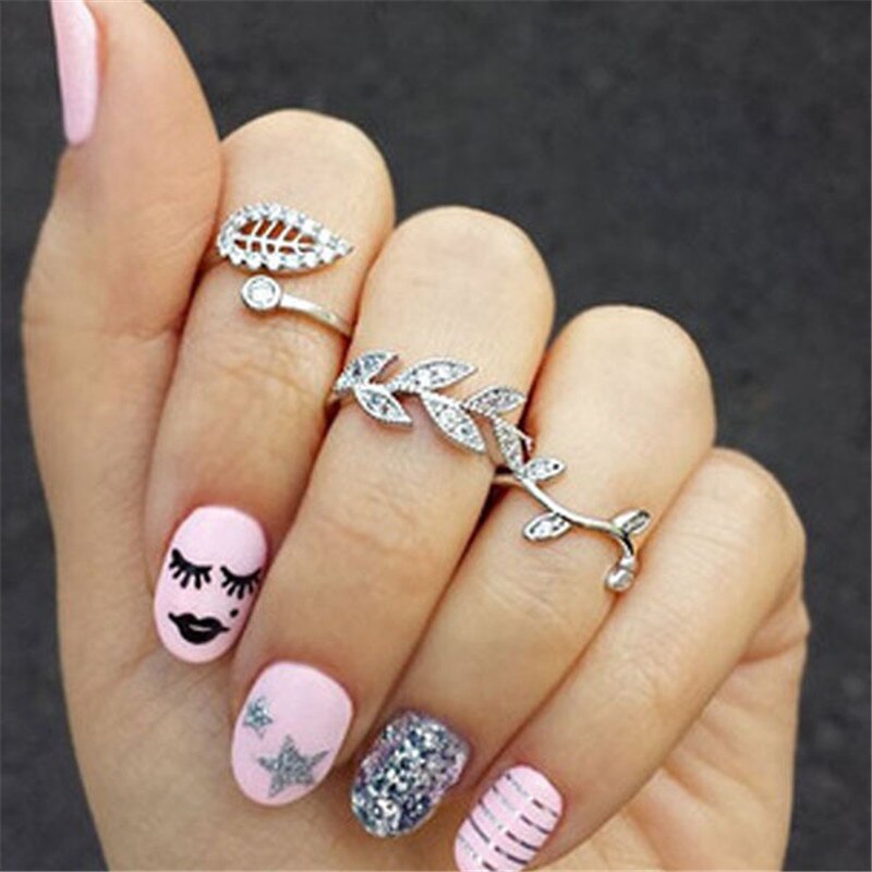LETAPI Vintage Crystal Flower Ringen Voor Vrouwen Retro Geometrische Goud Kleur Knuckle Ring Set Statement Sieraden