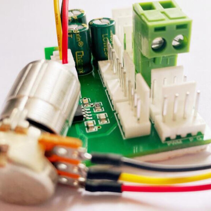 Computer Case Miner Fan Speed Controller 8-Channel Fan Hub PWM High-Power Violent Fan Controller Fan Speed Governor