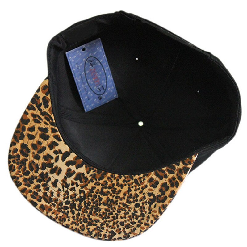 Xdanqinx Punk Stijl Hip Hop Caps Voor Mannen Vrouwen Metalen Gat Hoofdtooi Decoratie Platte Rand Cap Verstelbare Paar hoed