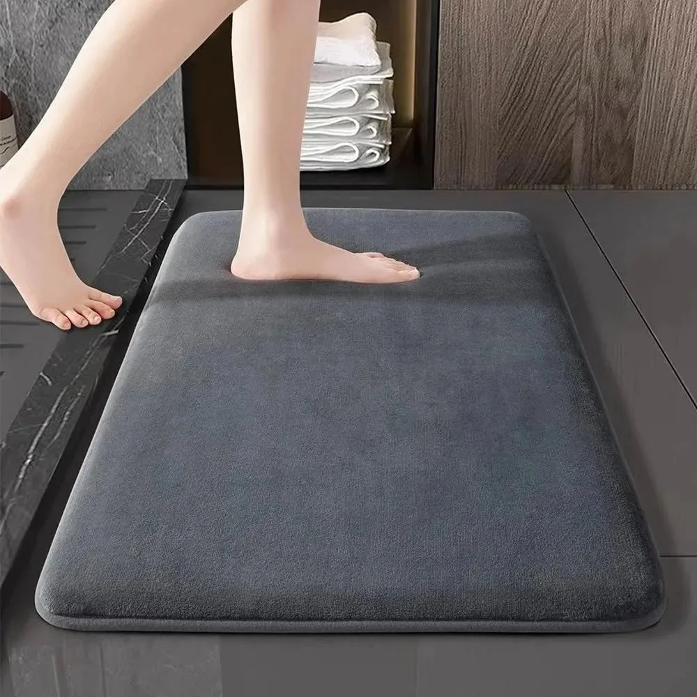 Badezimmer-Bodenmatte, weiche Bodenmatte für Höhle Haushalt, saugfähige Bodenmatte, schnell trocknende, Super saugfähige Badematte, Super rutschfest, aus Korallen-Samt: schwarz / 400MMx600MM
