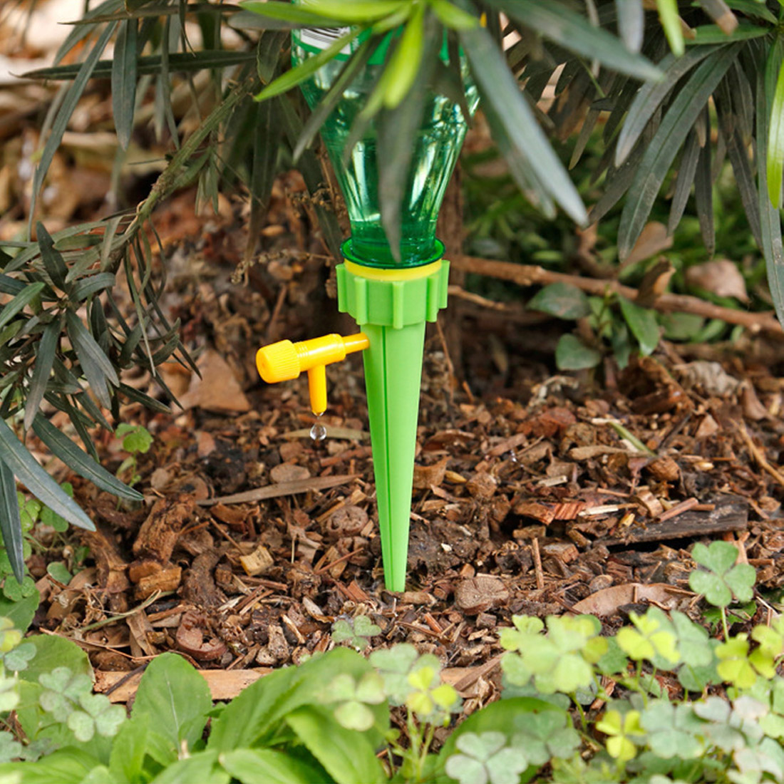 DIY Micro Drip Irrigation System Plant Self Watering Garden Hose Kits for Plants Indoor Household Waterers Bottle