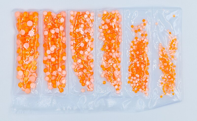 Mezcla luminosa fluorescente SS6-SS20, diamantes de imitación de neón sin fijación por calor, decoraciones eléctricas noctilucentes para decoración de uñas: 1 mm / Negro