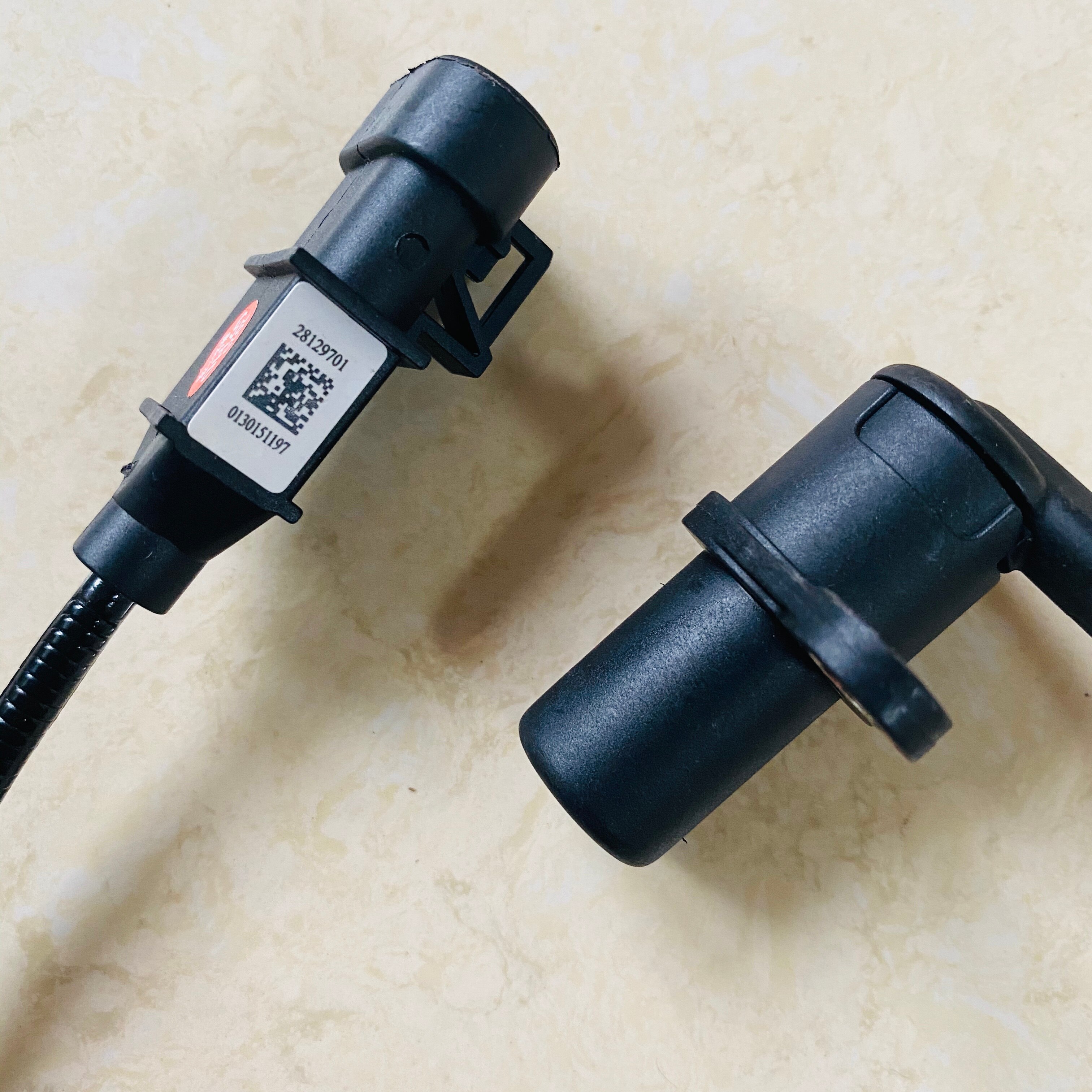 28129701 Orginal Crankshaft Position Sensor For ZNA SUCCE