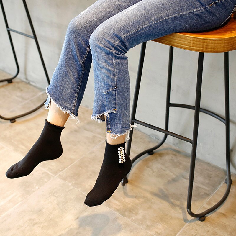 Black/White Korean Reto Pearl Socks Women Elastic Cotton Handmade Meias Socks Harajuku Calcetines Mujer