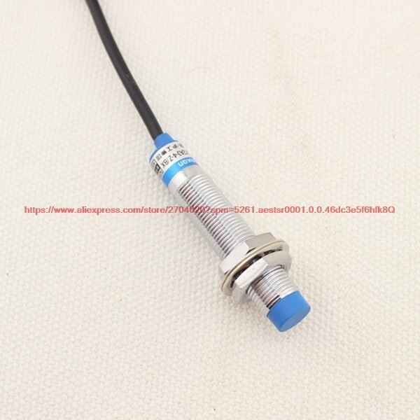 Proximity switch sensor J3-D4B1, class A, 24V DC three wire, NPN normally open, M12