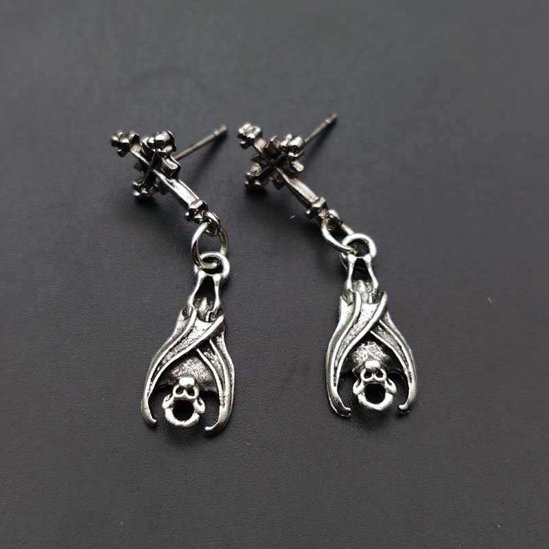 Pendientes de murciélago pequeño gótico Indie, joyería Punk E Girl, Aretes, Aros, estética Grunge, Goblincore, accesorios