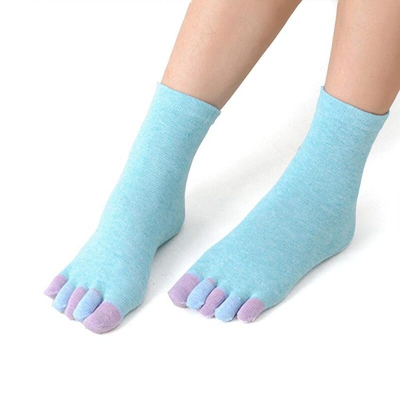 3 par / parti kvinder yoga ensfarvet bomuldssokker pige fem fingre massage sokker kvindelige tå sokker åndbar fuld greb hæl sokker: Grøn
