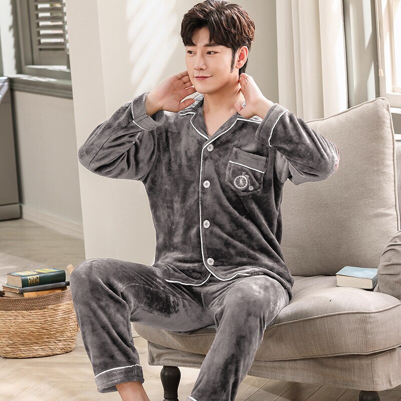 Men's Pajamas Winter Thick Velvet 3 Layer Padded Winter Warm Big Size Home Wear Long Sleeve Embossing Luxury Pyjamas Men Set