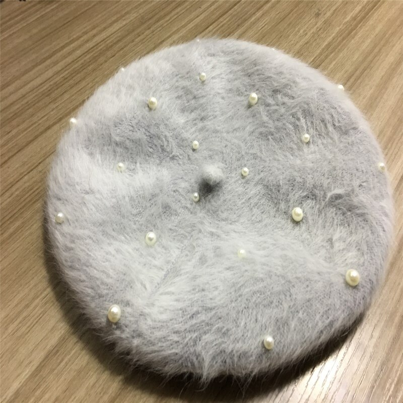 Brand lady's warme baret, versierd met kralen voor .