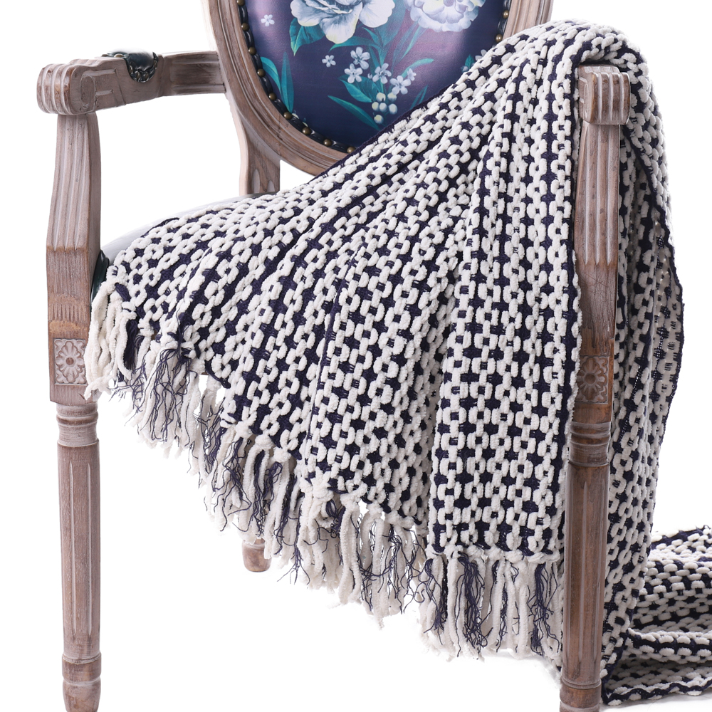 Battilo Navy and White Chain Link Knit Throw Blank... – Grandado