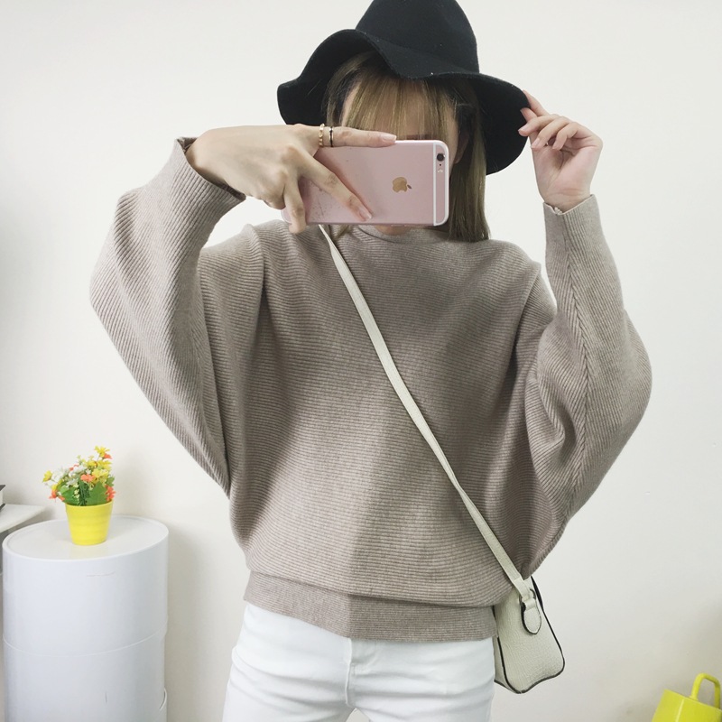 18 kvinder flagermusærmer vinter efterår strikvarer løs fint garn pullover strik strikket skrå hals blød sweater: Khaki