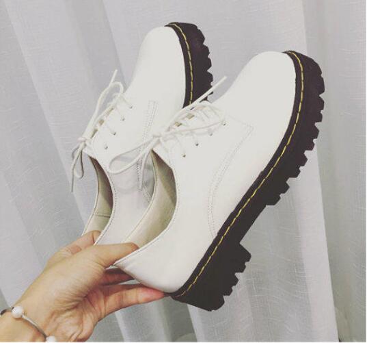 Styl angielski oksfordzie damskie moda jesienne buty kobieta buty na płaskiej podeszwie z okrągłym noskiem platforma Casual Vintage buty piękne buty damskie