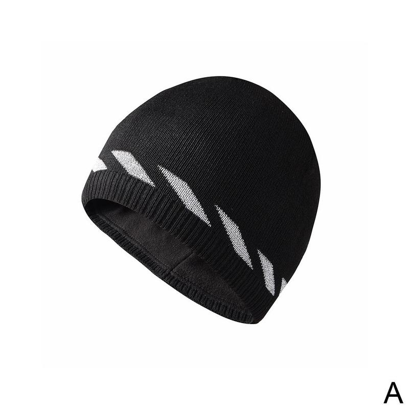 Unisex Reflecting Knit Beanie Hat Winter Warm Night Walking Bikes Safety Caps Running Hard For Men Women and M2N8: black