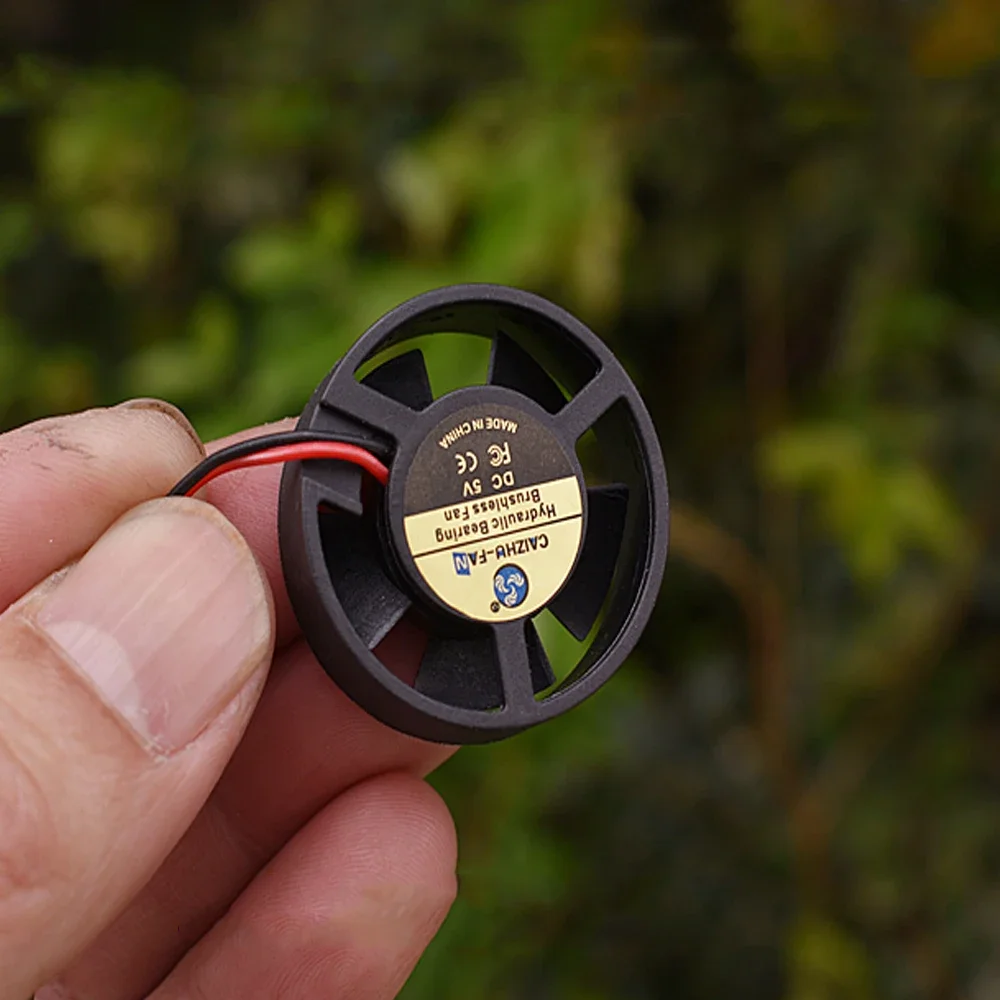 ventilateur de refroidissement rond DC 3.7V 5V 12V 3010 30x10MM 30MM 11000 tr/min 3CM Mini ventilateur de refroidissement avec radiateur de refroidissement à 2 broches