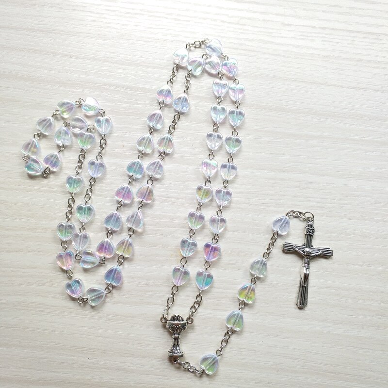 QIGO Die Rosenkränze Acryl Herz Katholischen Kreuz Anhänger Lange Halskette Religiöse Gebet Schmuck