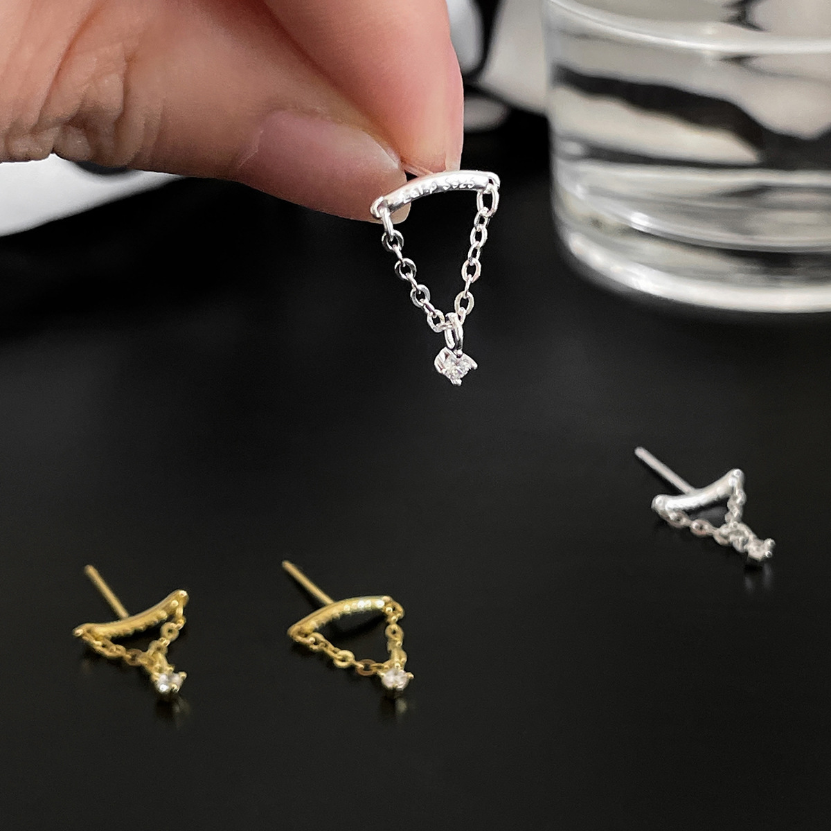 Piercing de gota de agua de cristal, pendientes de cartílago plano Tragus, Perno de oreja, hélice, Concha, Rook, lóbulo, anillo de oreja, Labret, de joyería CC092, 1pc