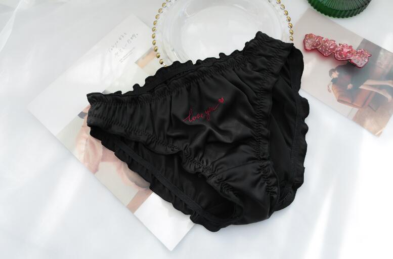 Photo M L XL Lovely Cute Lolita Kawaii Intimated Silk Good Satin Embriodery Panties Underwear Brief